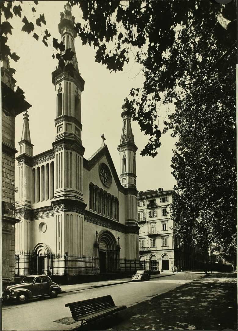 Italo Hugon, Veduta della facciata del tempio, 1953 ca.