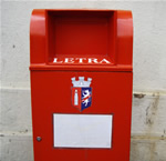 L’“URP” di Tirana: una buca delle lettere fuori dal Municipio, per scrivere al Sindaco