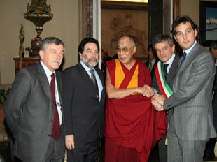 cittadinanza onoraria Dalai Lama