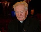 Monsignor Franco Peradotto e il sigillo