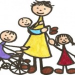 madre con tre bambini piccoli 